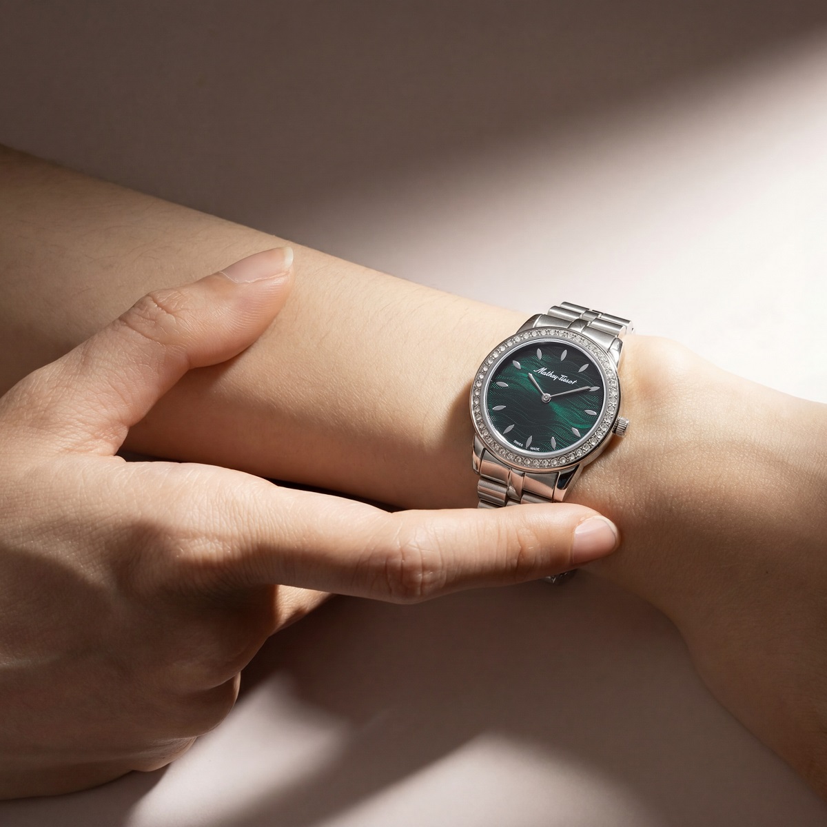 Đồng hồ Mathey-Tissot Artemis D10860AQV - Ảnh 2