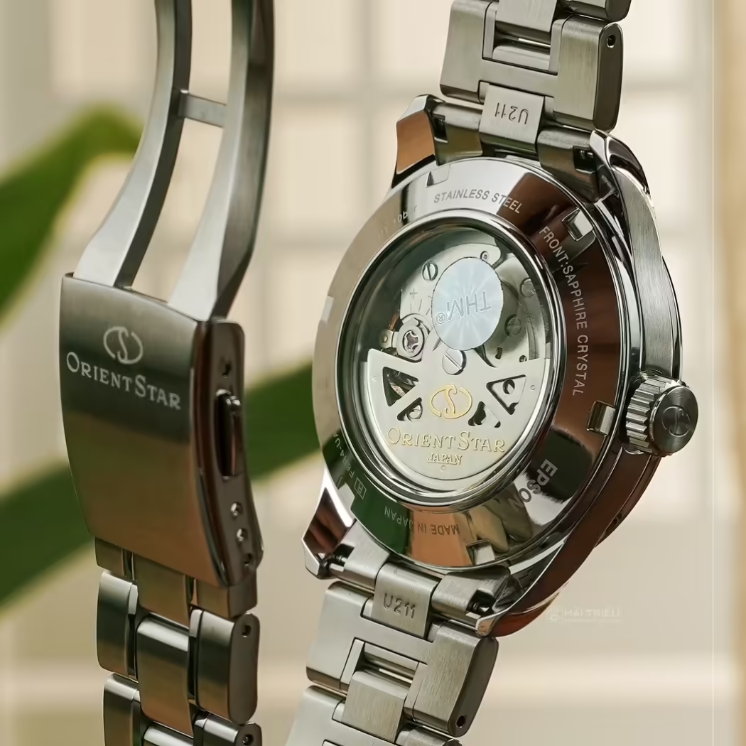 Bộ máy cơ bên trong đồng hồ Orient Open Heart