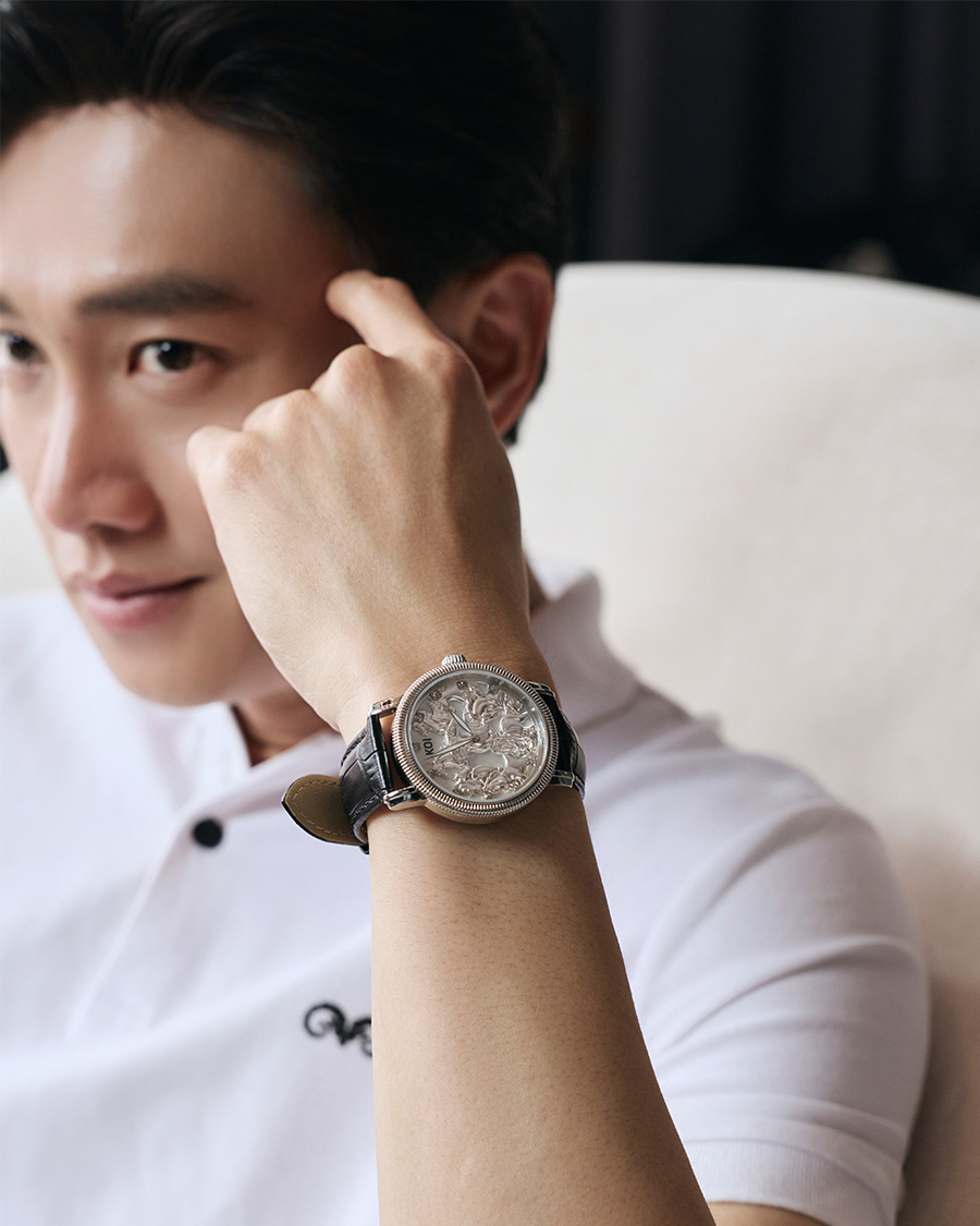 Đồng hồ Quartz thường có độ chính xác cao hơn đồng hồ cơ