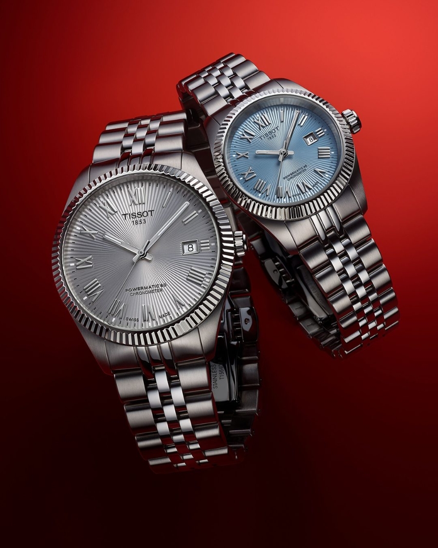 Đồng hồ mặt tròn của thương hiệu Tissot