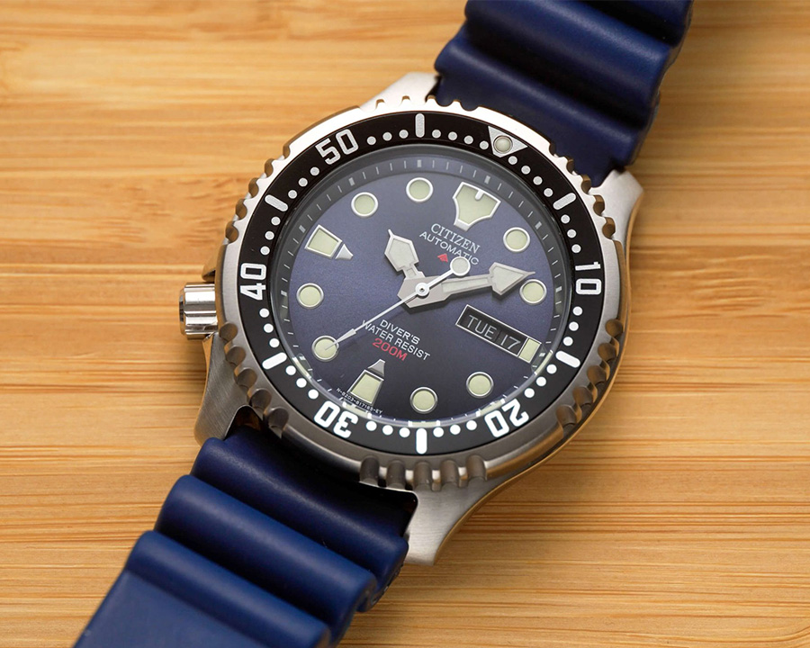 Citizen Promaster NY0040 sử dụng máy 8204