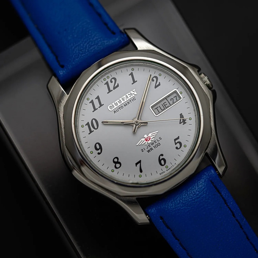 Citizen Eagle 7 với hình ảnh đại bàng trên mặt số