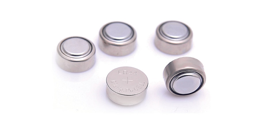  Pin kiềm thuộc nhóm các loại pin đồng hồ có giá rẻ, dễ mua