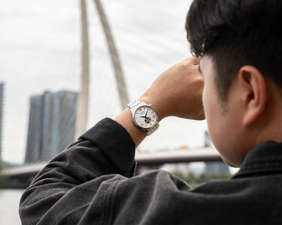 Citizen phù hợp với người muốn thương hiệu lâu đời, dễ tiếp cận hơn nhiều hãng Thụy Sỹ