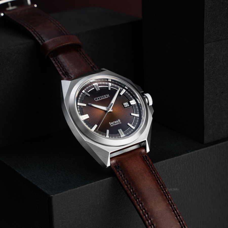 Cận cảnh vẻ đẹp của Citizen Series 8 831 NB6011