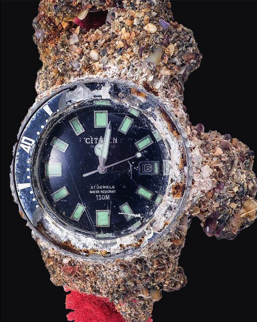 Chiếc Challenge Dive 1977 phủ đầy hà nhưng vẫn hoạt động