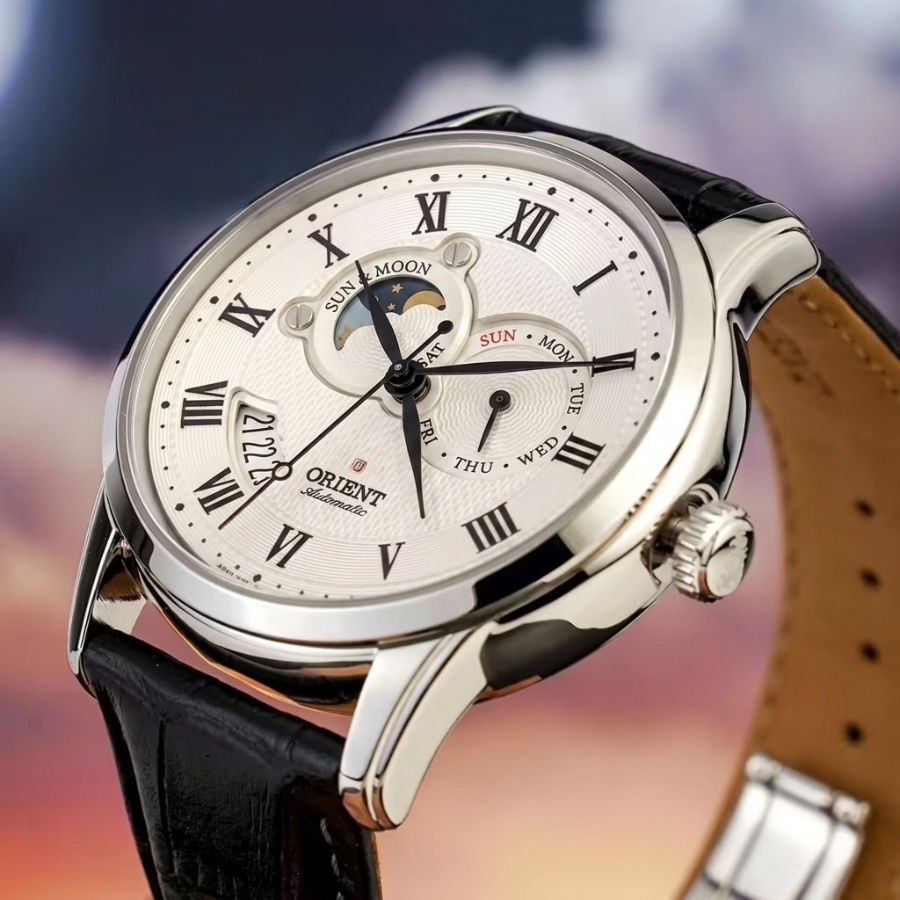 Orient Sun and Moon Gen 2 mô phỏng chu kỳ ngày - đêm