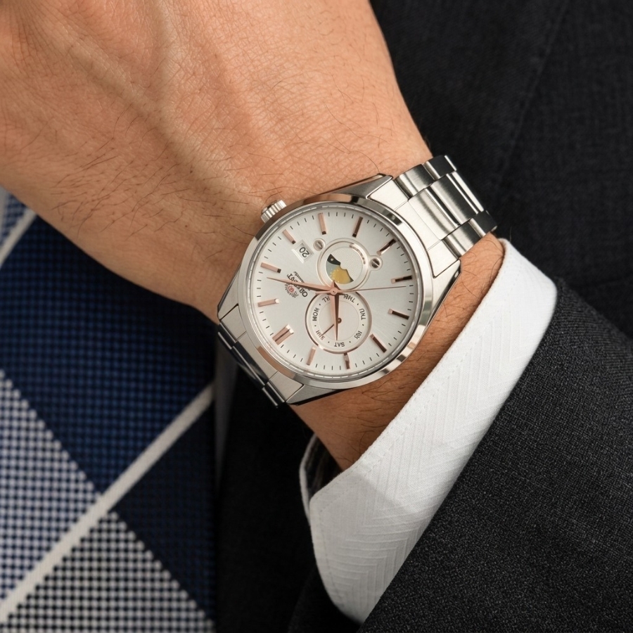 Orient Sun and Moon Gen 5 lên tay thực tế với kích thước 41.5mm trên cổ tay nam