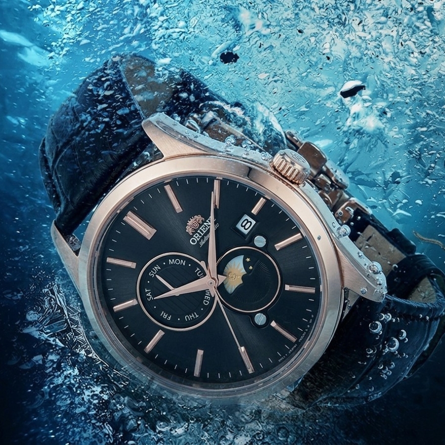 mức chống nước 5atm trên orient sun and moon 5