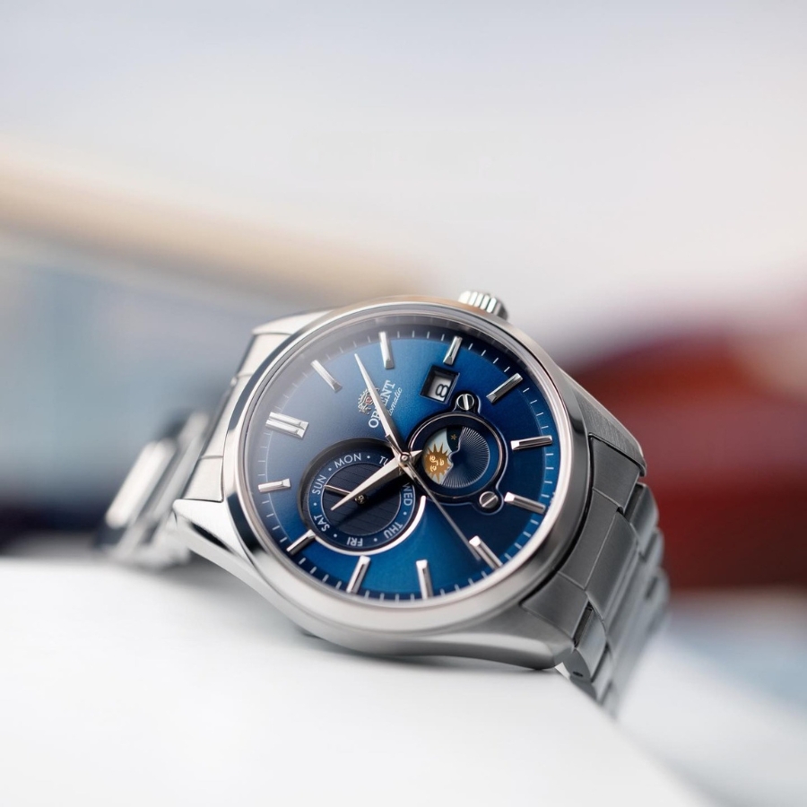 Orient Sun & Moon 5 mặt xanh navy dây kim loại