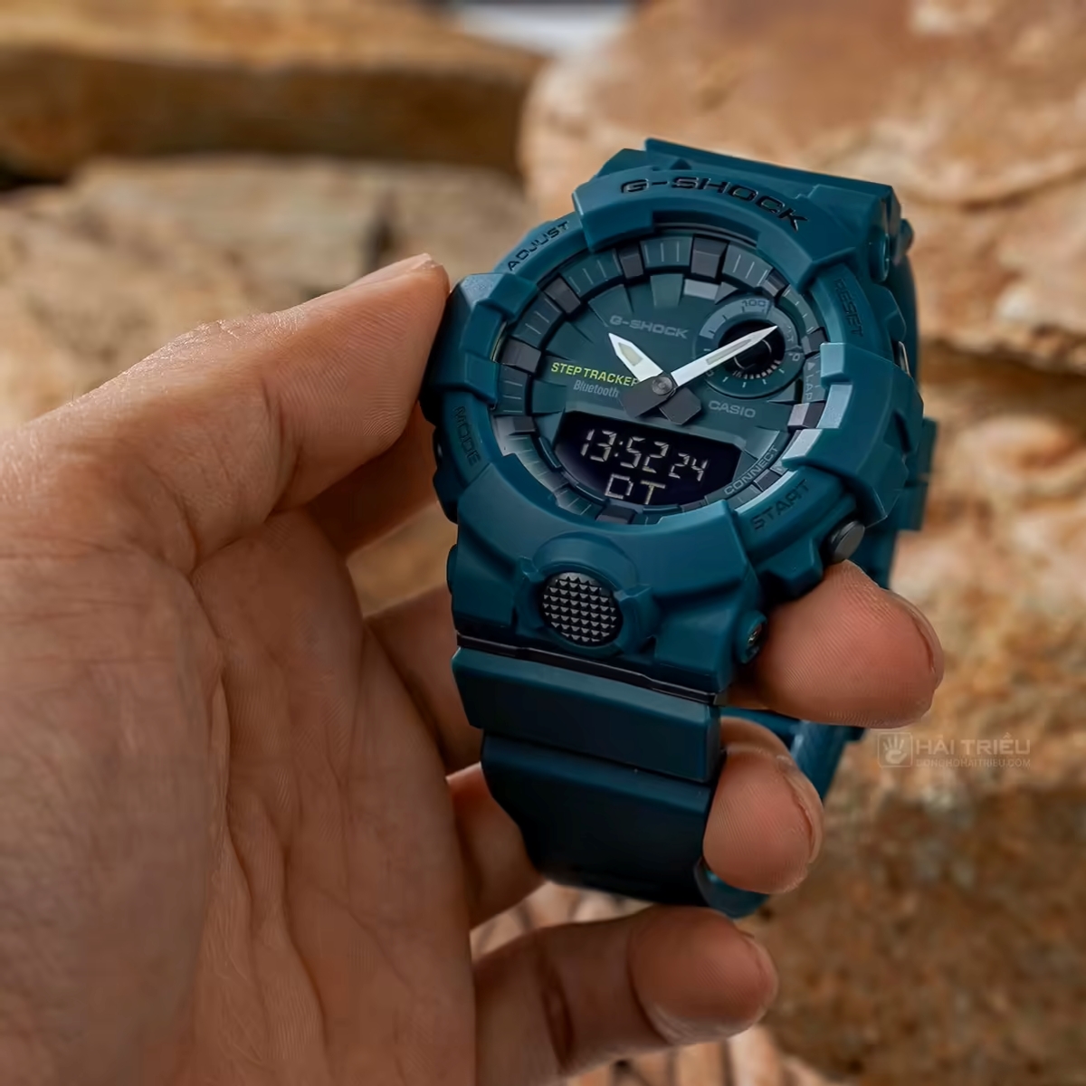 G-Shock G-SQUAD GBA-800-3ADR.