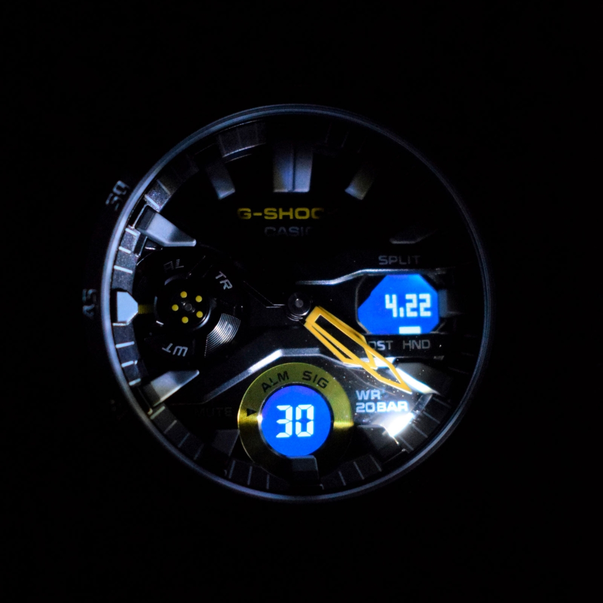 Bật đèn led trên GA-2000.