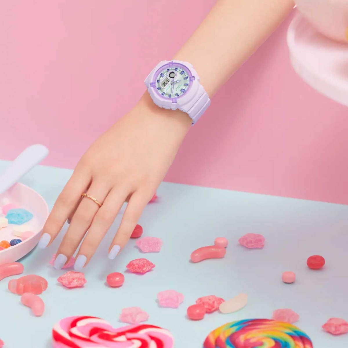 Đồng hồ bé gái Baby-G BGA-280SW-6ADR.