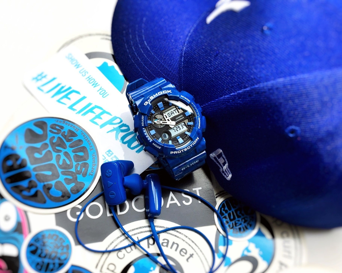 Đồng hồ G-Shock trẻ em GAX-100MA-2ADR.