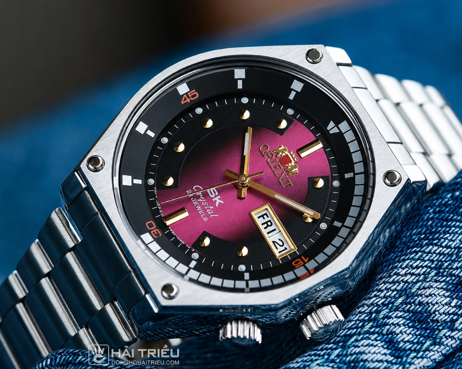 Orient SK RA-AA0B02R39B đây là kiểu đồng hồ thuộc loại Orient Day Date Oyster