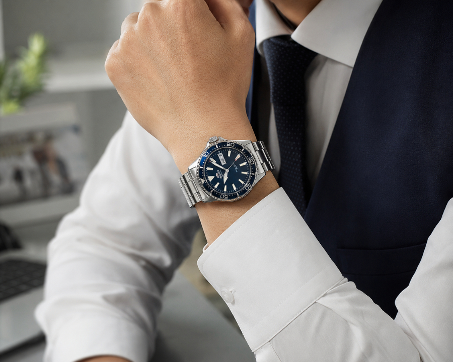 orient mẫu nhìn gọn, trưởng thành và dễ phối đồ