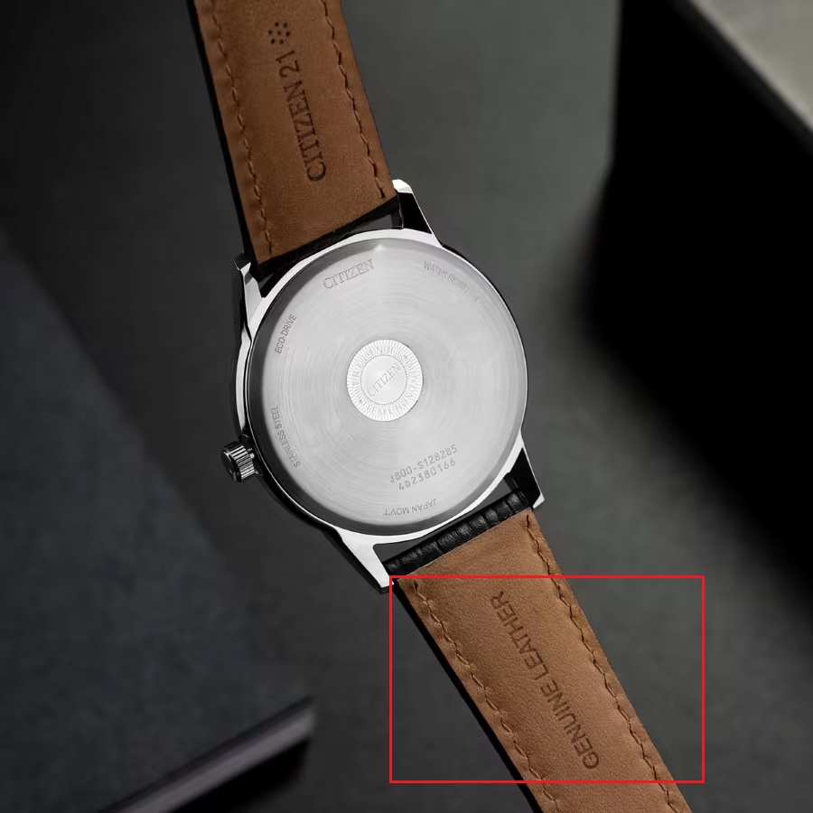 Mặt sau của đồng hồ Citizen Eco-Drive hiển thị chi tiết phần dây da chính hãng.