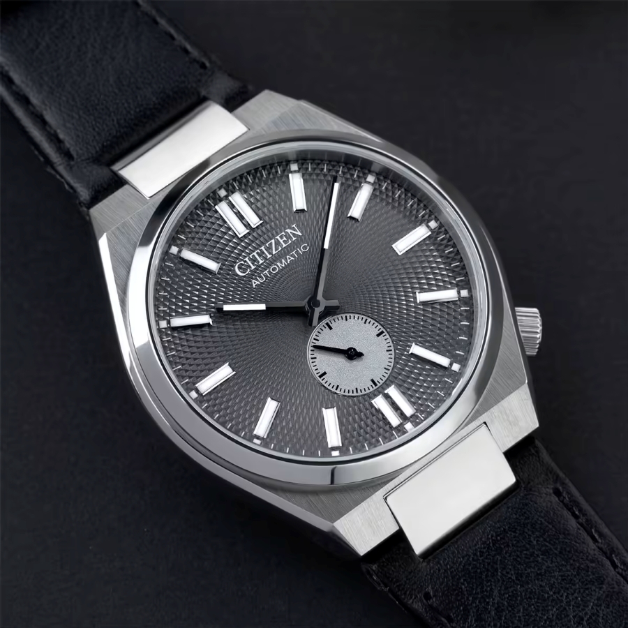 Đồng hồ nam Citizen NK5010-01H mặt vân Guilloche dùng bộ máy Miyota.
