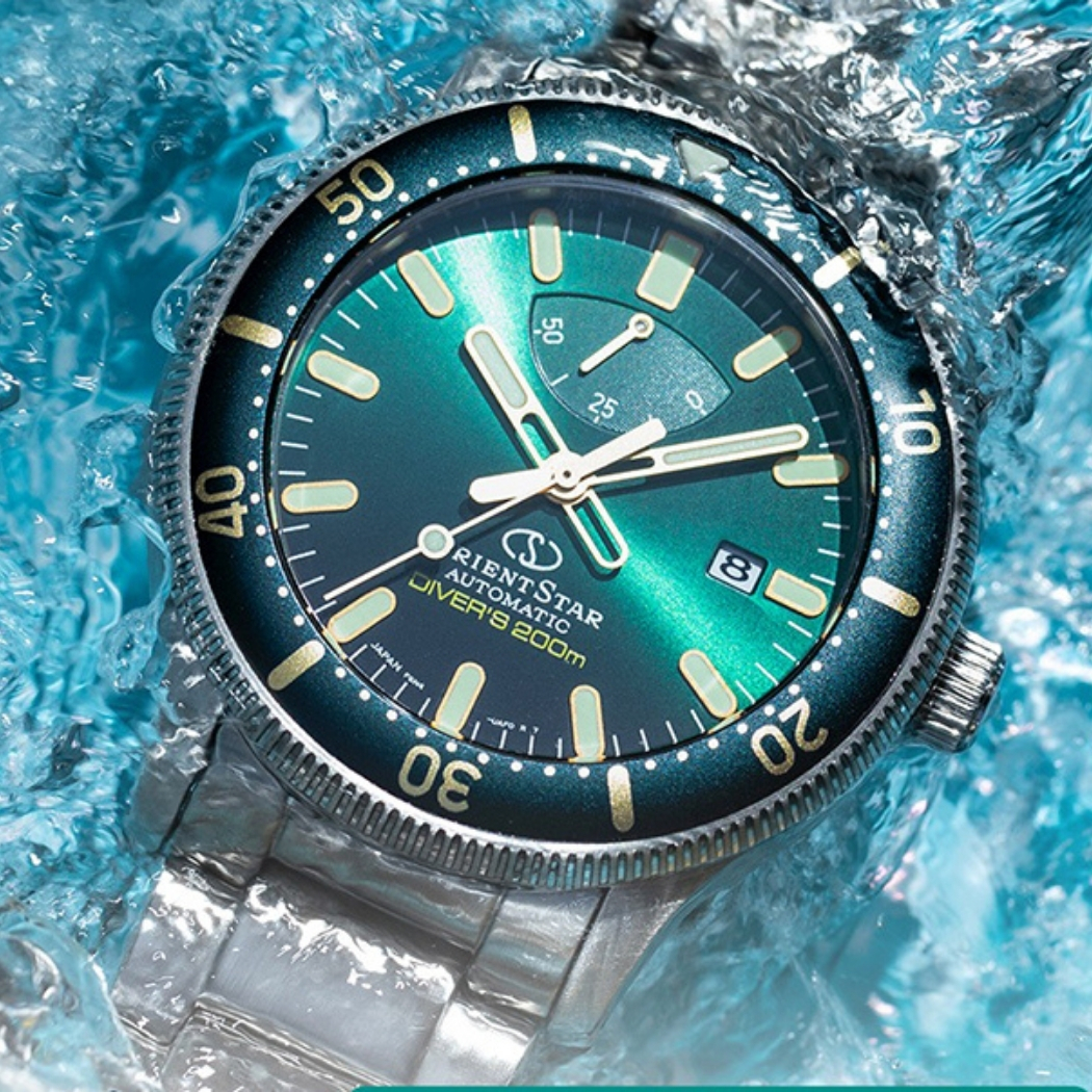 Orient Diver với mức chống nước 20atm phù hợp lặn biển