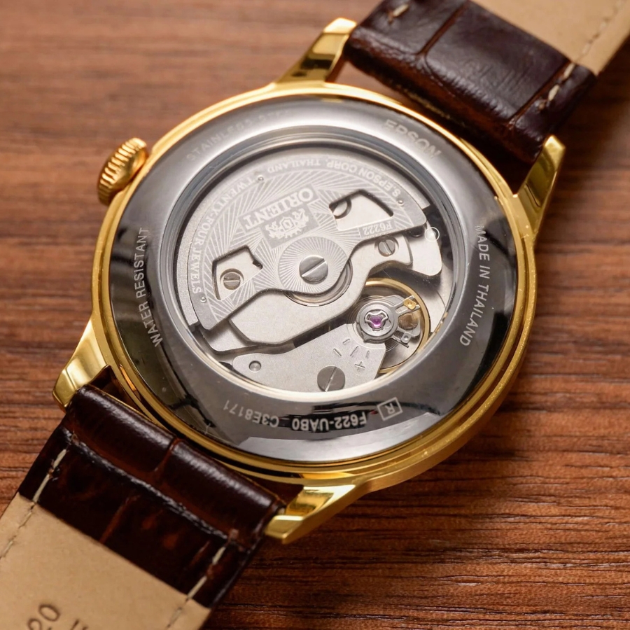 Bộ máy F6222 dùng trên các bản orient bambino small second 