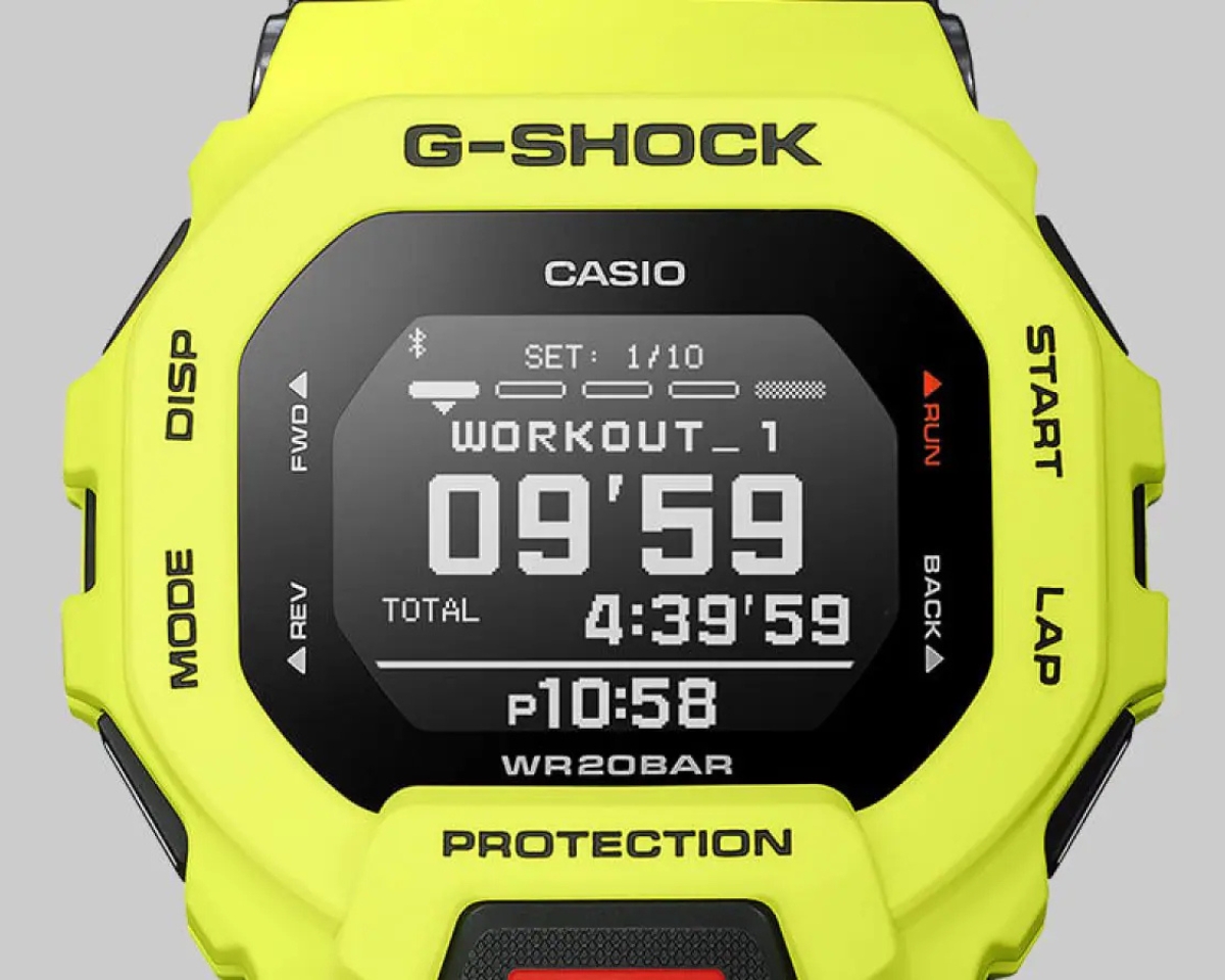 Cận cảnh mặt đồng hồ Casio G-Shock GBD.