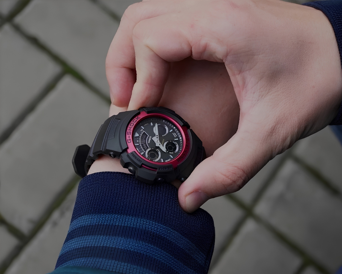 Đồng hồ G-Shock AW-591-4A.
