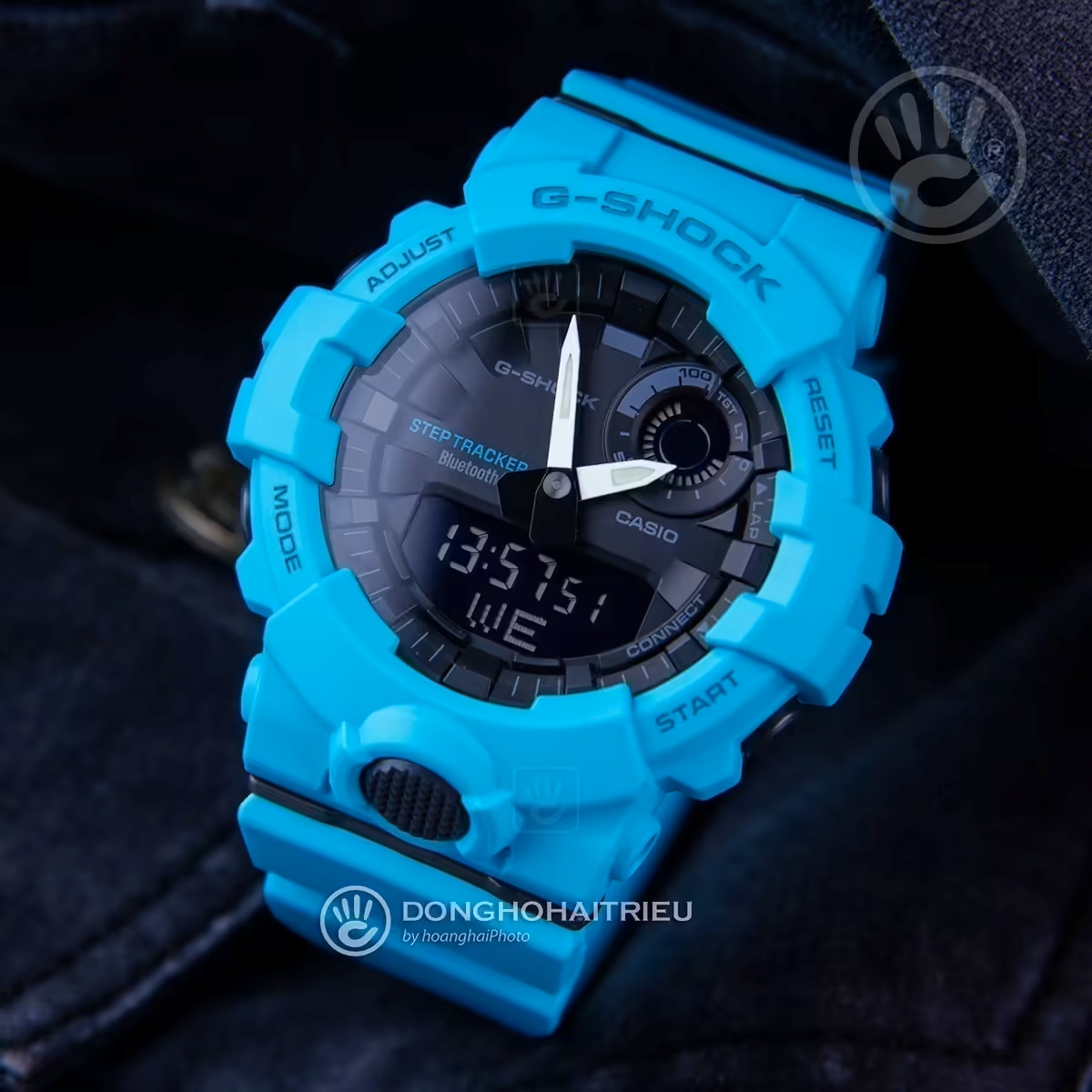 Mặt số analog-digital của mẫu G-Shock GBA-800-2A2DR.
