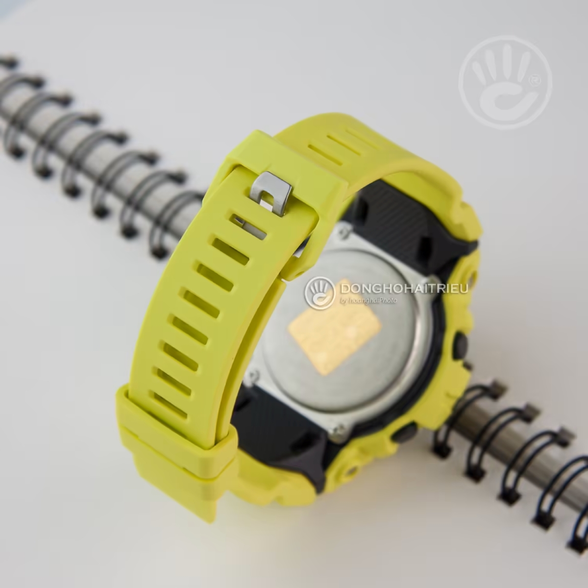 Dây resin trên G-Shock GBA-800 có độ bền cao và khả năng chịu va đập tốt.