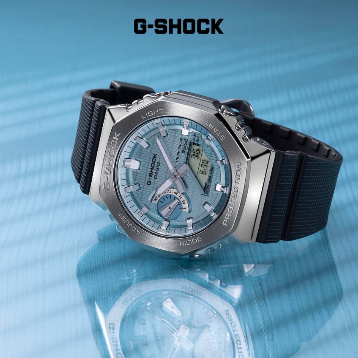 Mẫu G-Shock Bluetooth GBM-2100A-1A2 khung kim loại.