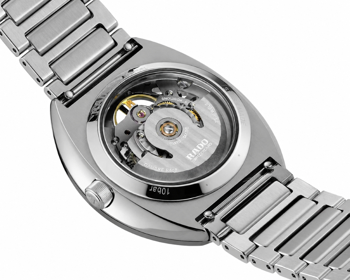 Bộ máy Automatic Caliber R808 được sử dụng trên đồng hồ Rado.
