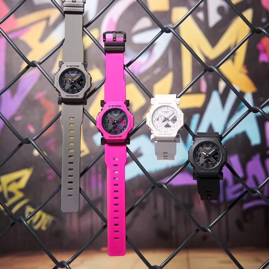 Bốn mẫu G-Shock kim - số GA-2300 bền và mỏng nhẹ.