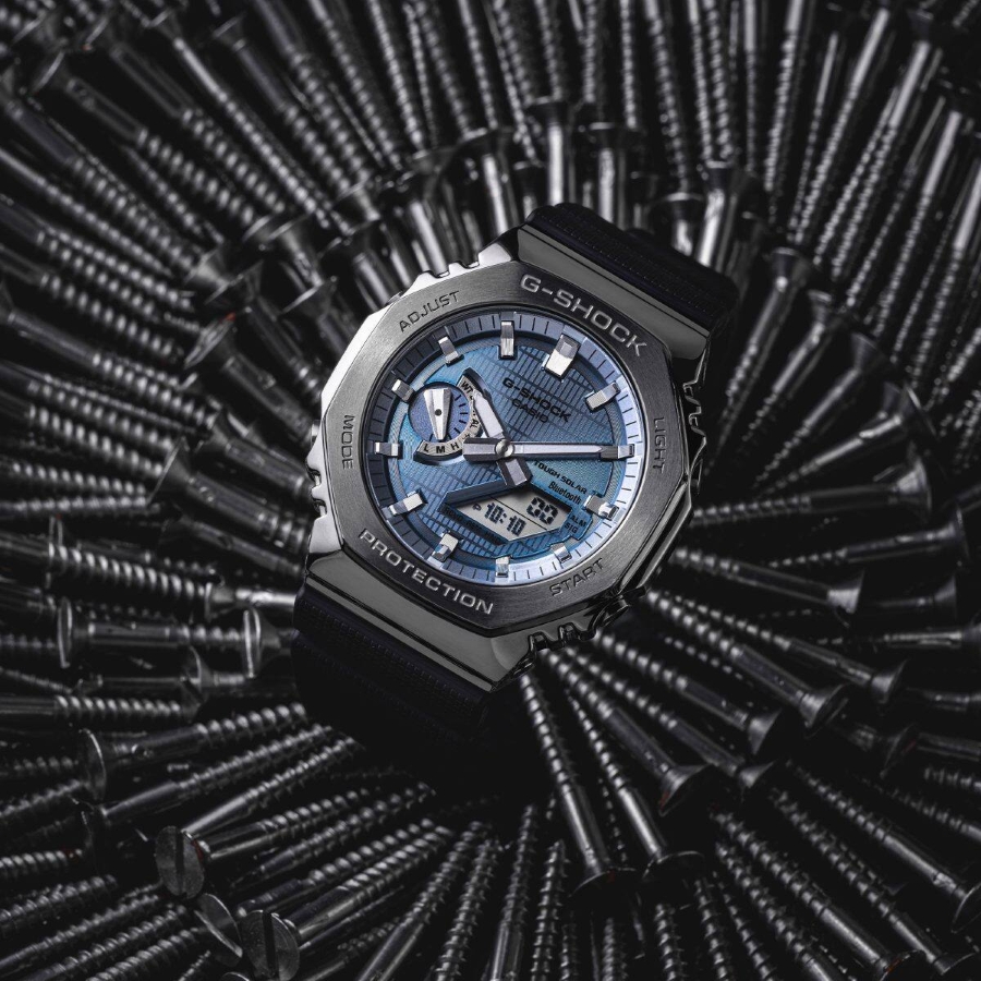 Mẫu GBM-2100A-1A2 kim loại chính hãng lấy cảm hứng thiết kế từ dòng G-Shock GA-2100.