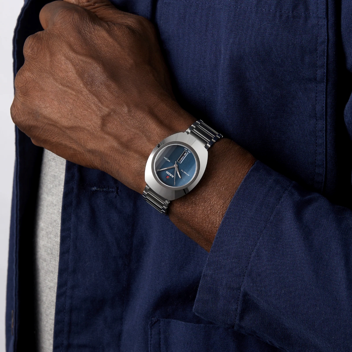 Mẫu DiaStar R12160213 Automatic mặt xanh.