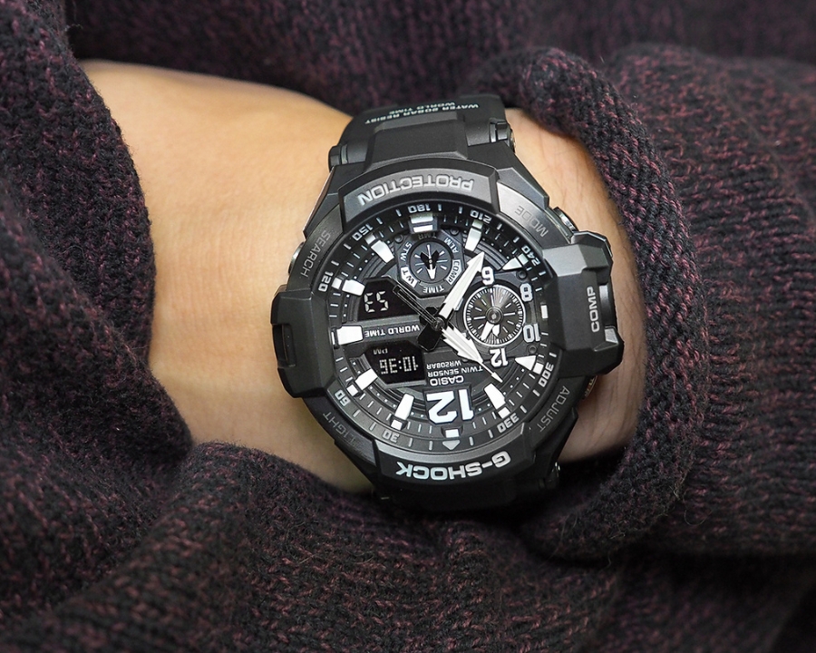 Đồng hồ G-Shock GA-1100 có trang bị Twin Sensor.