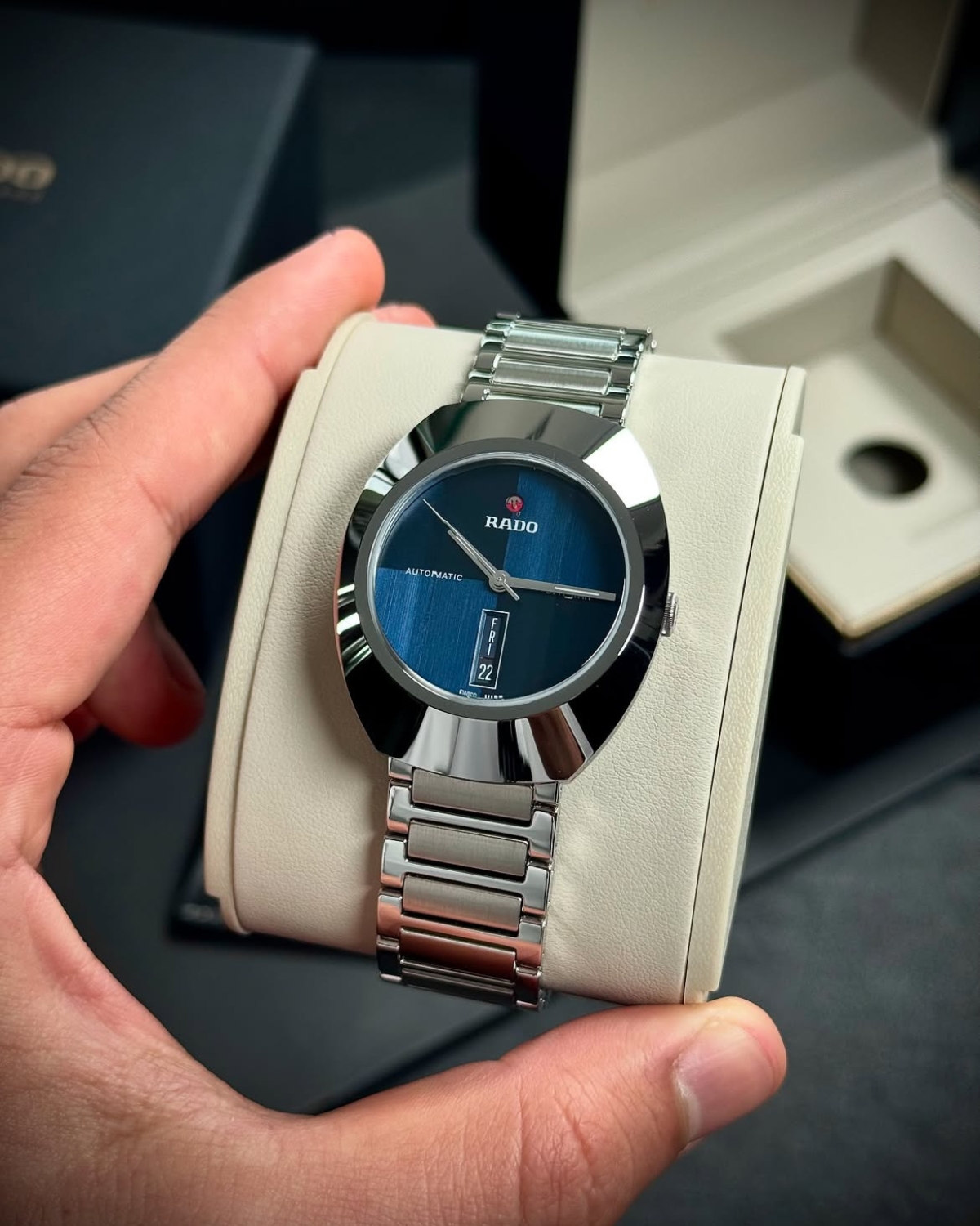 On tay mẫu Rado DiaStar Automatic R12160213.
