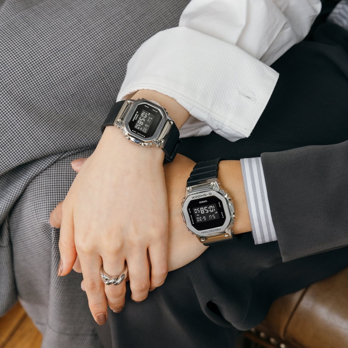 Đồng hồ G-Shock GM-S5600-1 và G-Shock GM-5600-1.