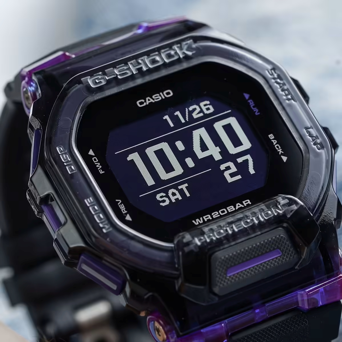G-Shock GBD sử dụng màn hình MIP.