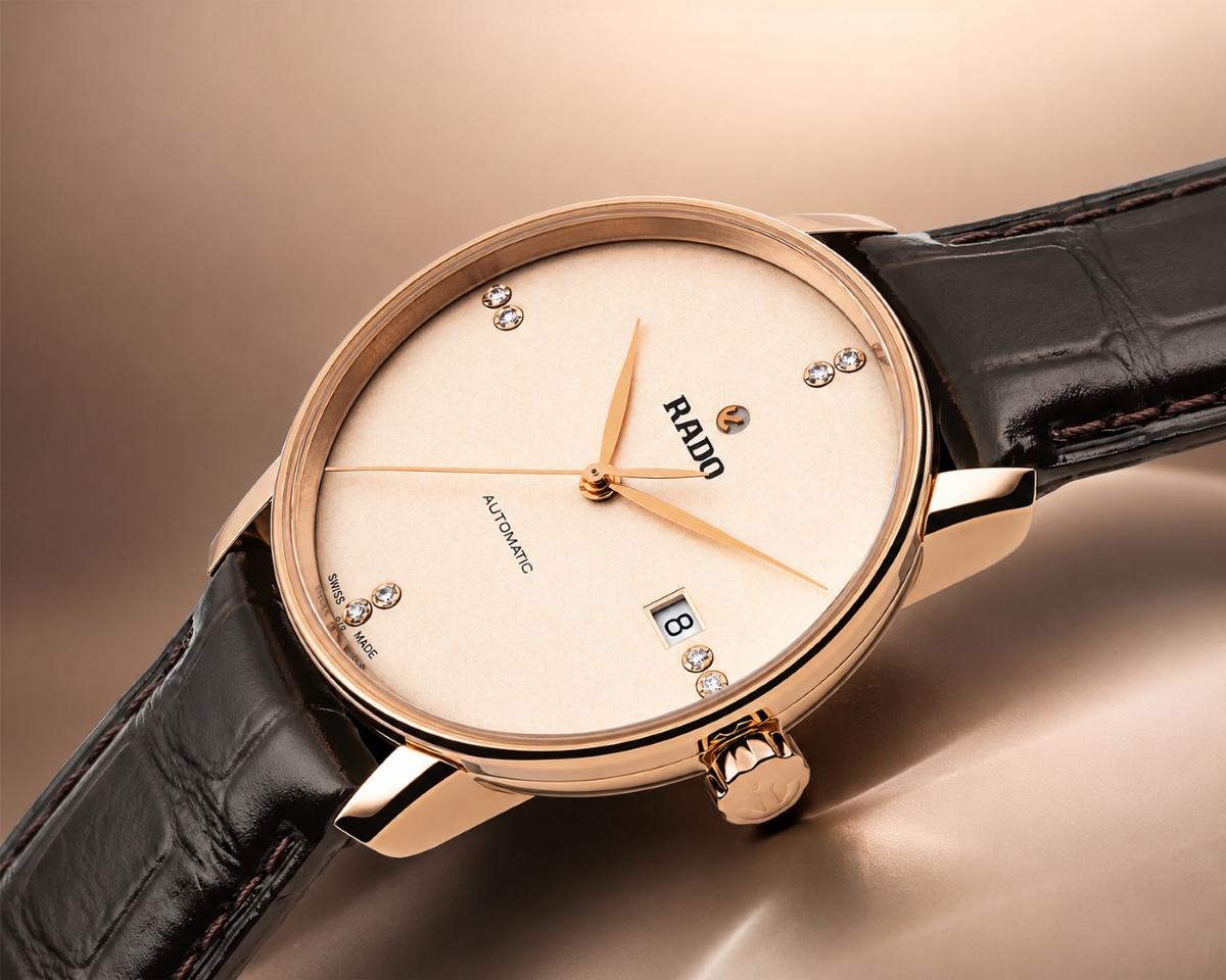 Rado Coupole Diamonds R22861765 đính 8 viên kim cương.