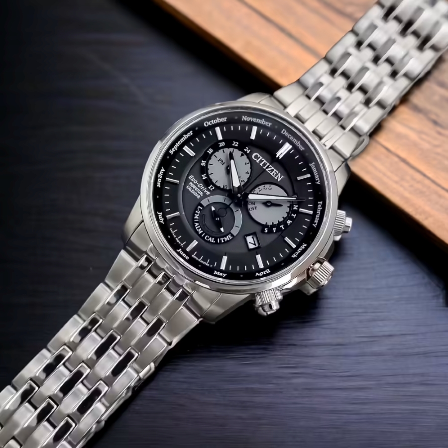 Đồng hồ Citizen BL8150-86H sử dụng bộ máy E870.
