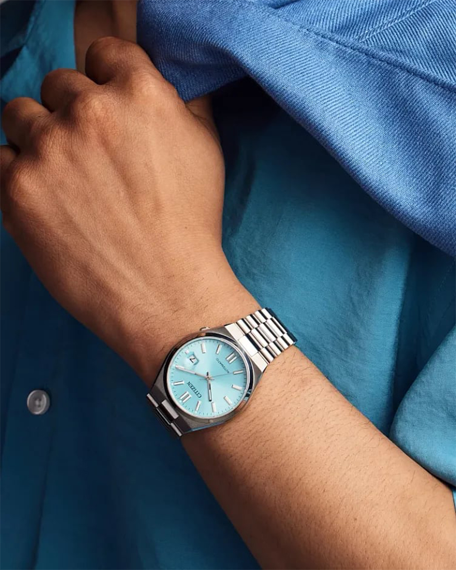Citizen Tsuyosa NJ0151-53M với sắc xanh Light Blue đặc trưng.