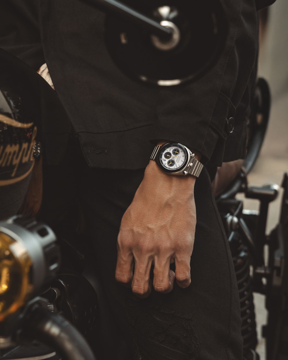 Citizen nam Quartz WR50 dòng AN có tính năng Chronograph