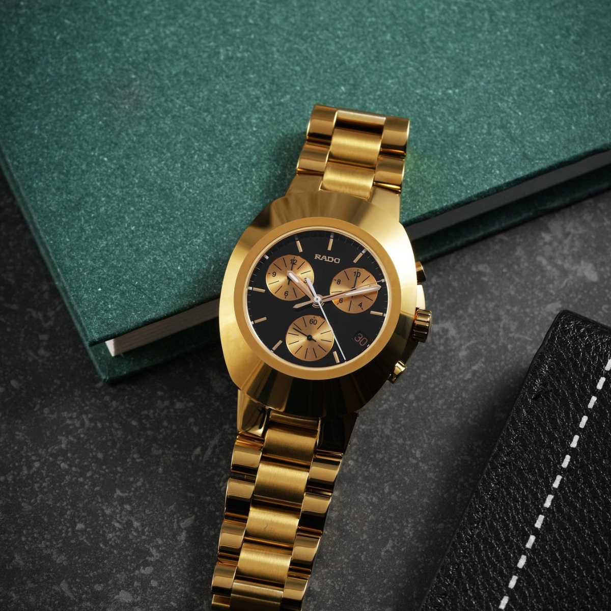 Rado DiaStar Original R12949153 với bộ máy Caliber R370.
