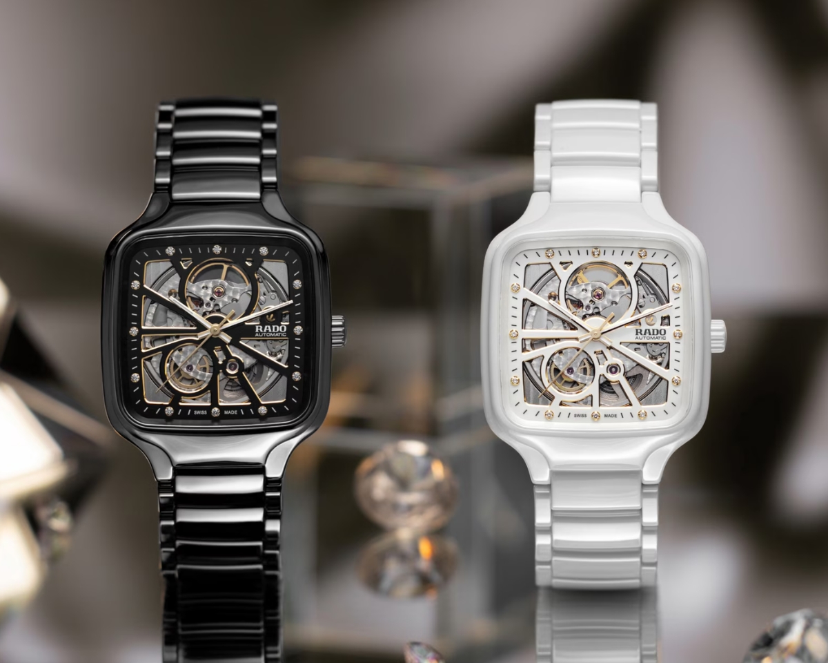 Hai mẫu Rado True Square Automatic Open Heart lộ cơ ấn tượng.