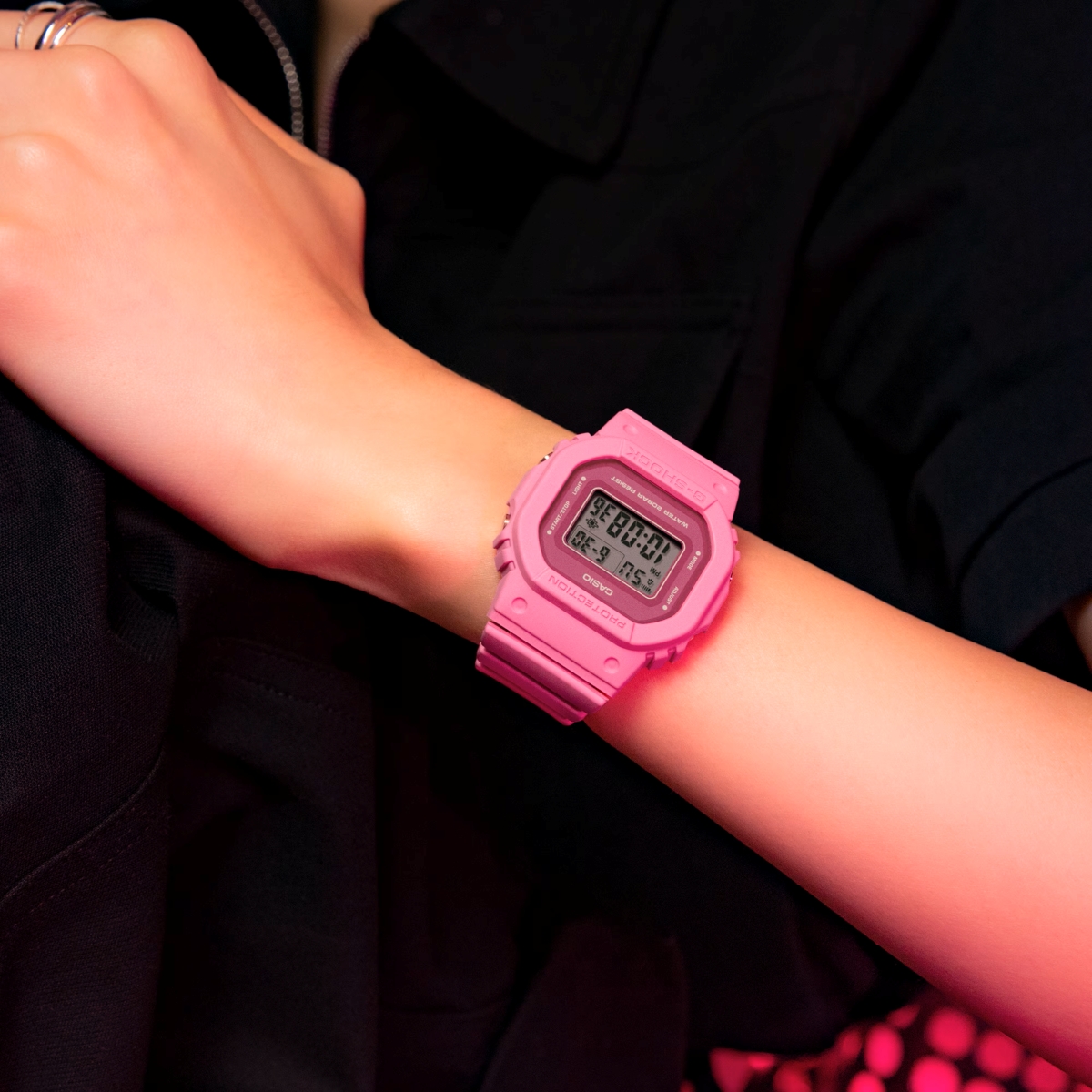 G-Shock GMD-S5610PP-4 sử dụng nhựa có nguồn gốc sinh học ở các bộ phận resin chính.