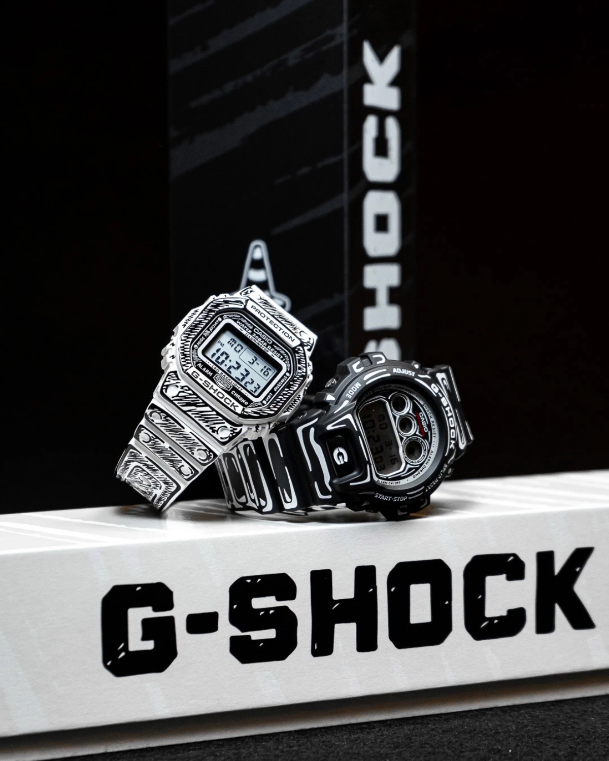 G-Shock DW-5600JV-7 trắng đen bản giới hạn.