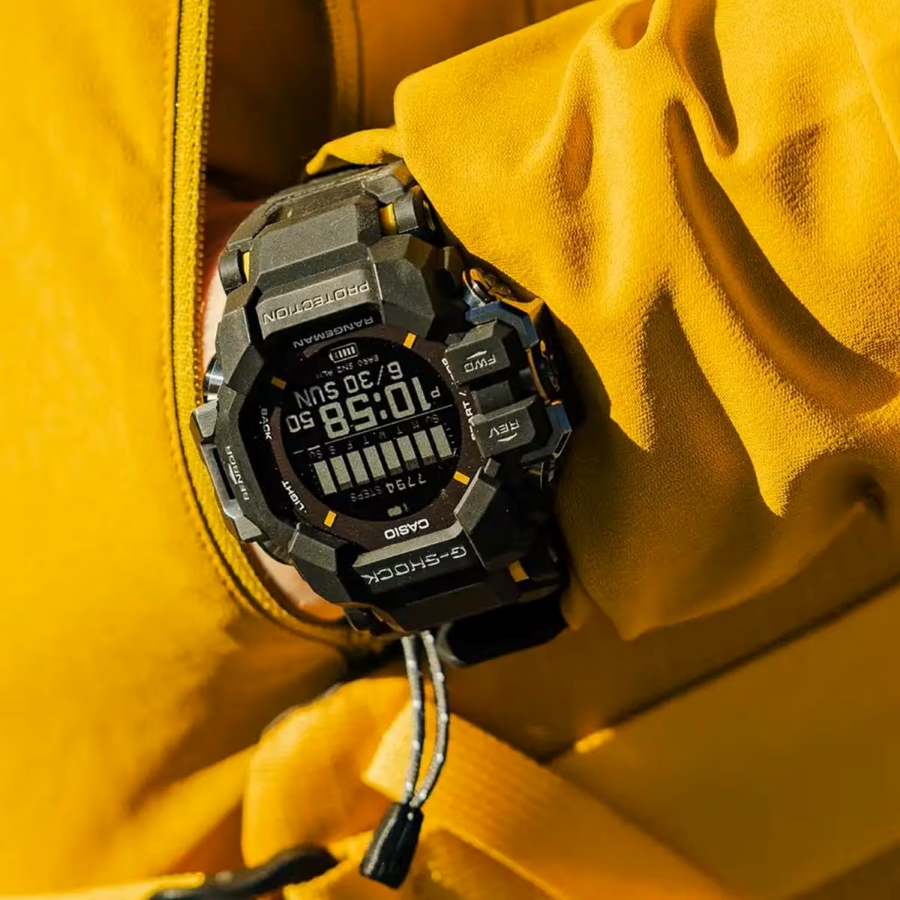 Rangeman GPR-H1000 có kích thước lớn nổi bật.