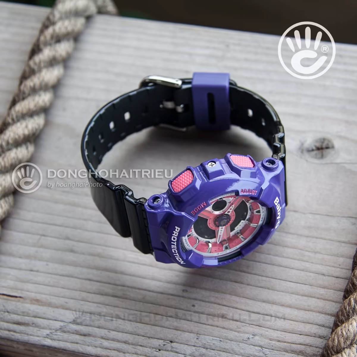 Mẫu G-Shock bezel màu tím resin.