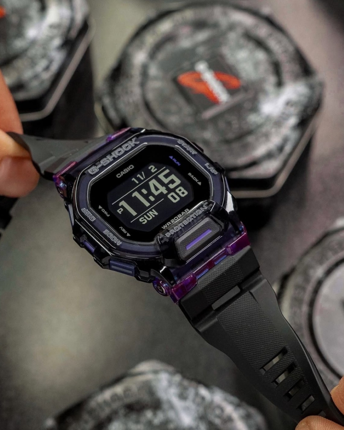 G-Shock GBD-200SM-1A6DR dùng dây resin.