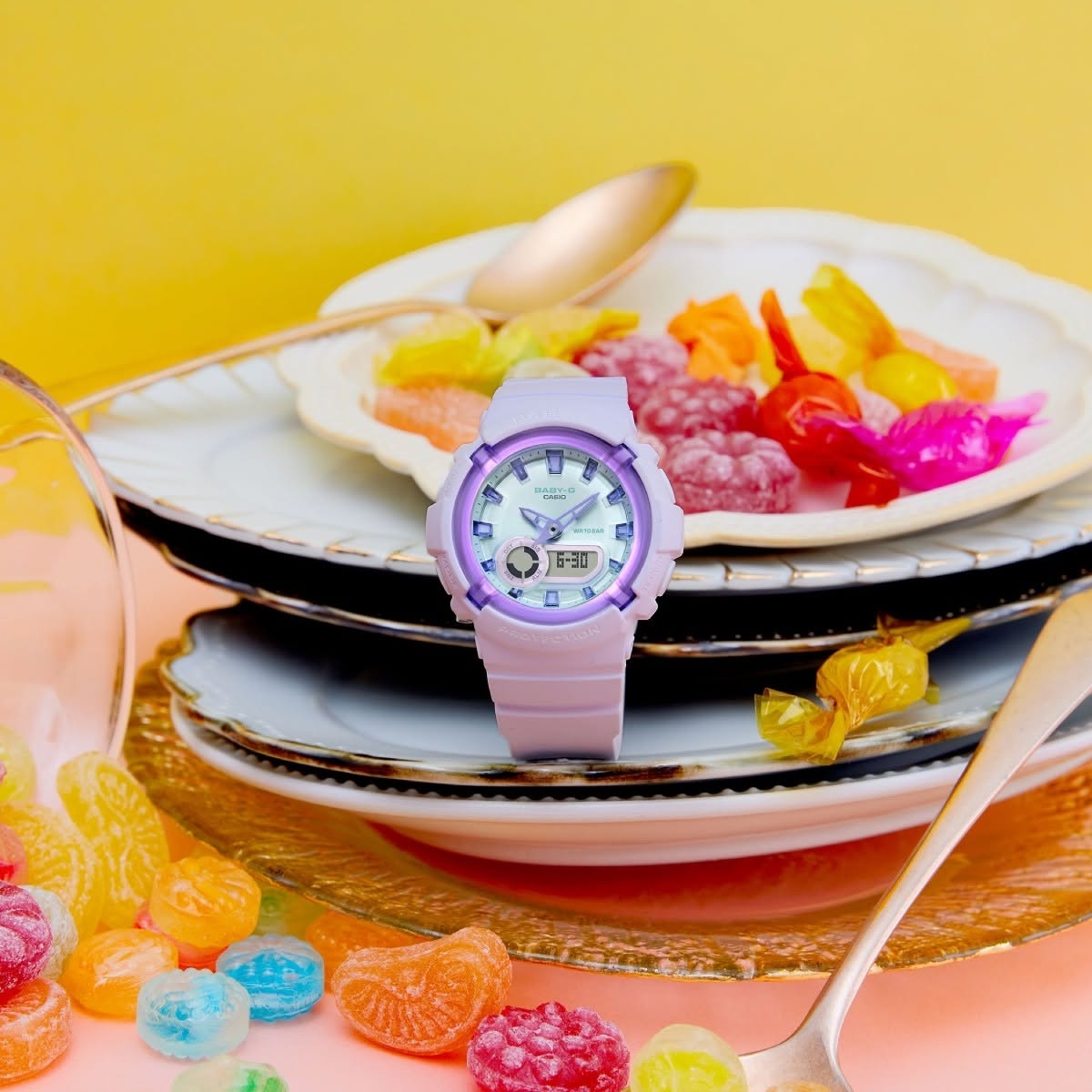 Mẫu Baby-G BGA-280SW-6A mang sắc tím pastel nữ tính.