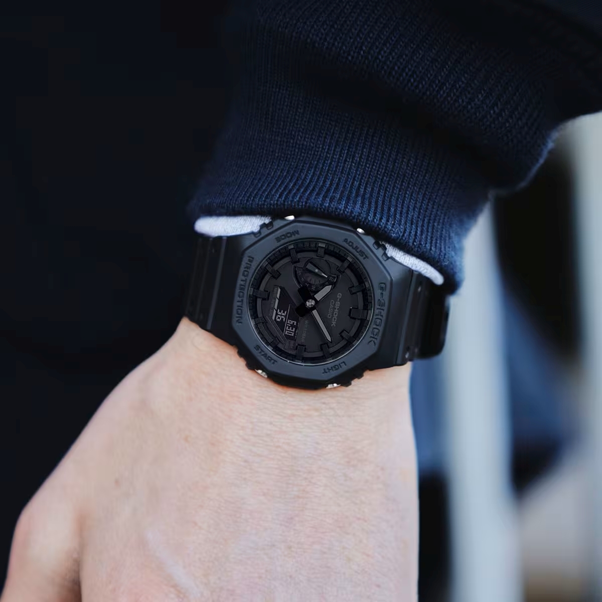 Mẫu G-Shock màu đen cá tính.